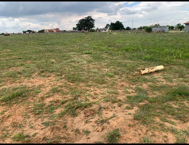 1,471M² VACANT LAND FOR SALE IN KAYDALE